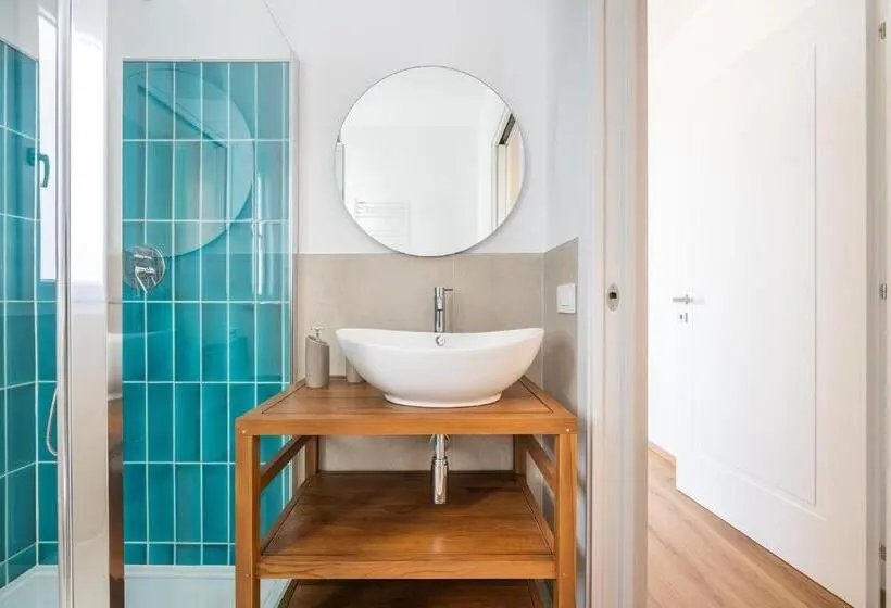 スーペリアファミリールーム, Olbia Rooms