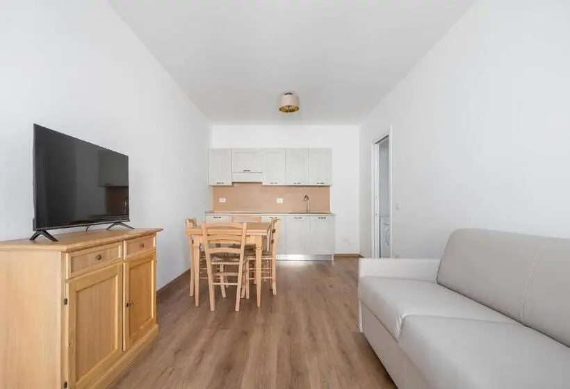 スーペリアファミリールーム, Olbia Rooms