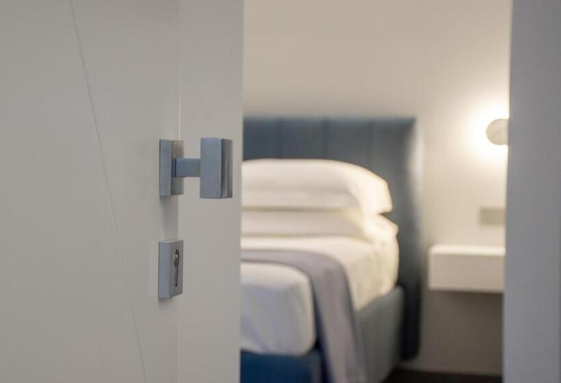 غرفة ديلوكس رباعية, Papavero Giallo B&b