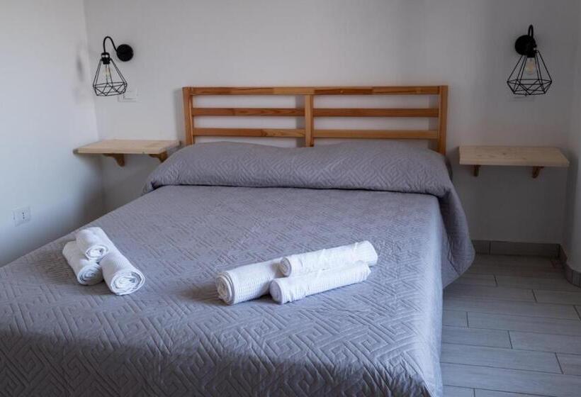 اتاق استاندارد با چشمانداز باغ, Le Muse