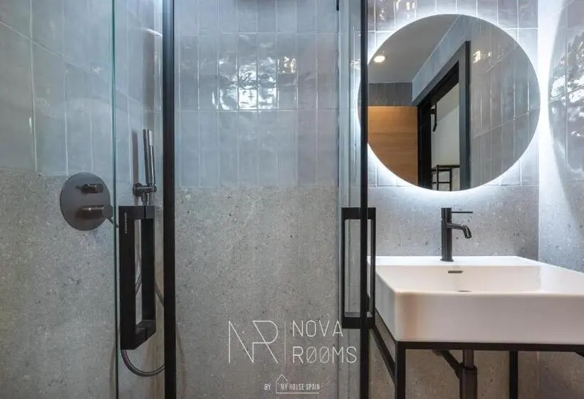 اتاق استاندارد یک تخته با سرویس بهداشتی مشترک, Novarooms By Myhousespain