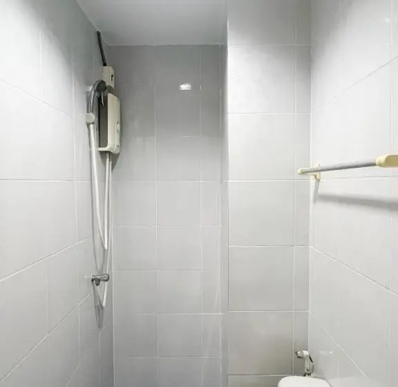 اتاق استاندارد سه نفره, V Reserve At Merry V