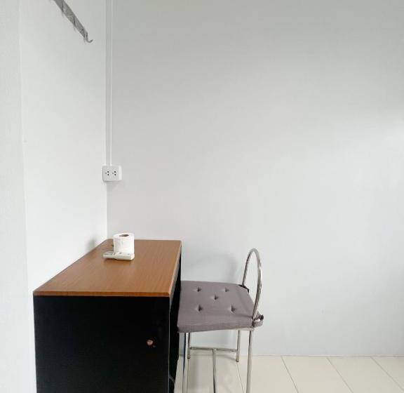 اتاق استاندارد یک نفره, V Reserve At Merry V