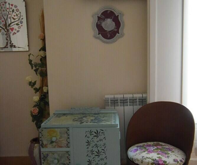 غرفة قياسية مزوَّدة بشُرفة, El Capricho De Alcorisa