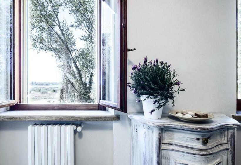 デラックスルーム, Cascina La Goliarda