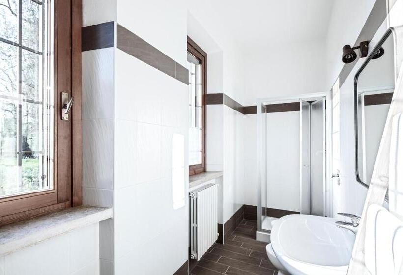 共用房间的床, Cascina La Goliarda