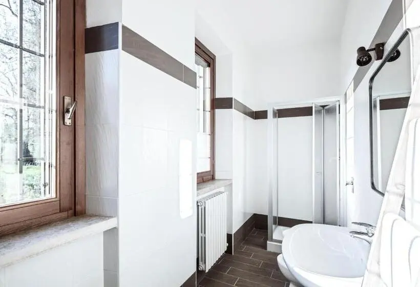 ルームシェアのワンベッド, Cascina La Goliarda