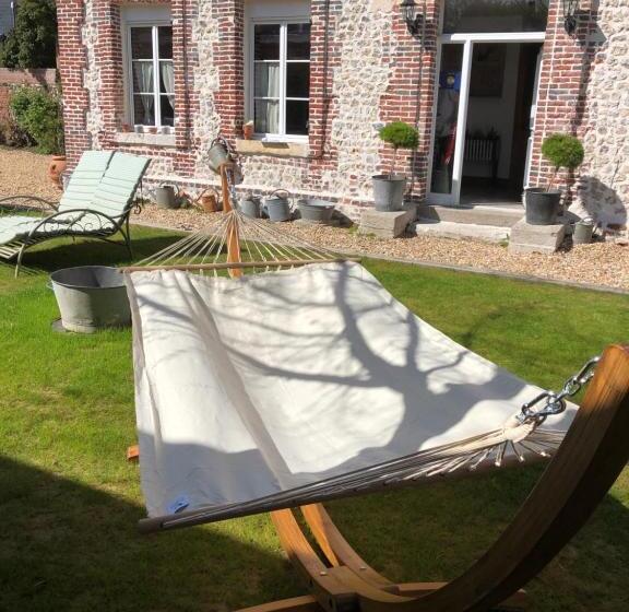 جناح, A L Ecole Buissonniere