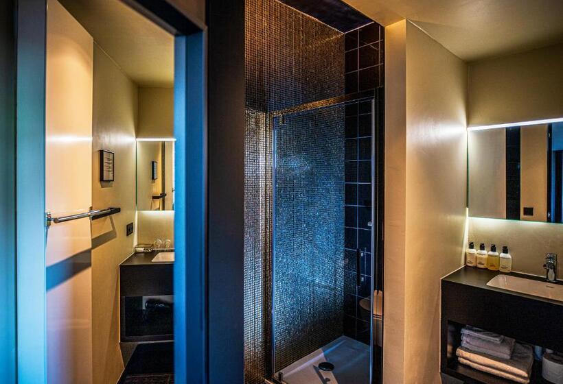 اتاق استاندارد, Rock Lobster City Lodge