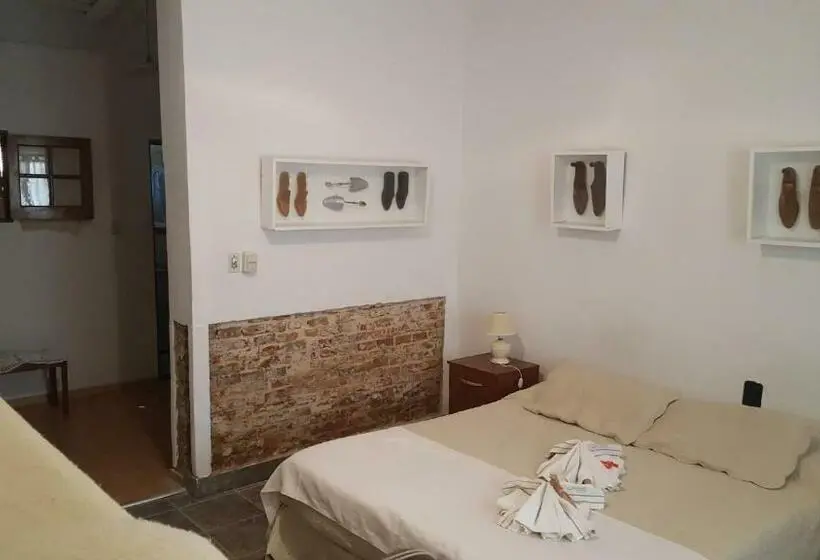 Standard Neljän Hengen Huone, Antigua Fonda Hosteria