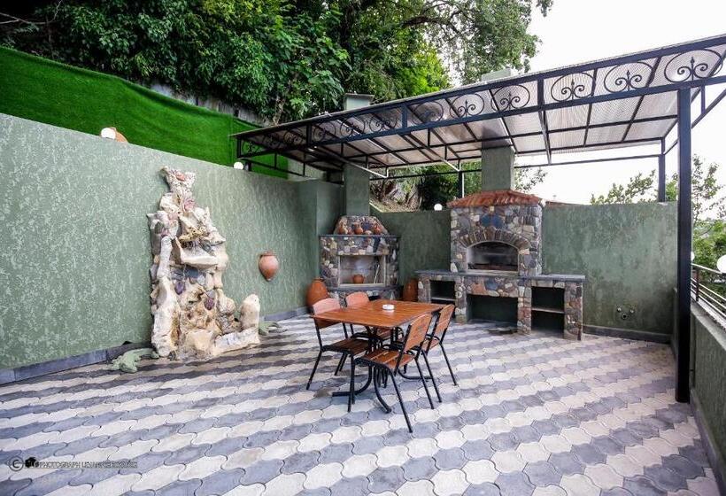 اتاق استاندارد, Balcony