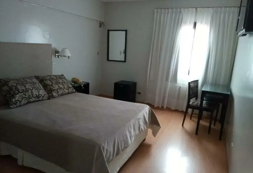 Standard-huone, Embajador