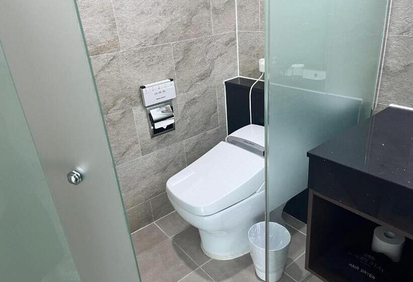 패밀리 룸, Raonstay In Perla