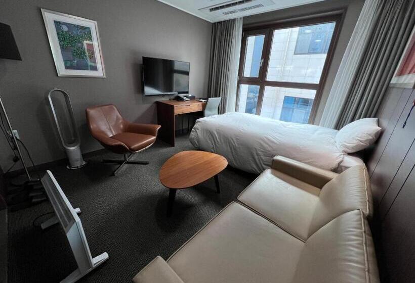 패밀리 룸, Raonstay In Perla