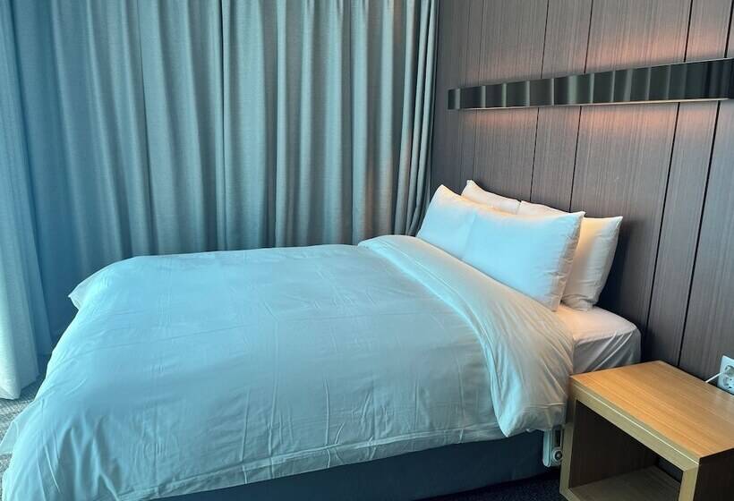 패밀리 룸, Raonstay In Perla