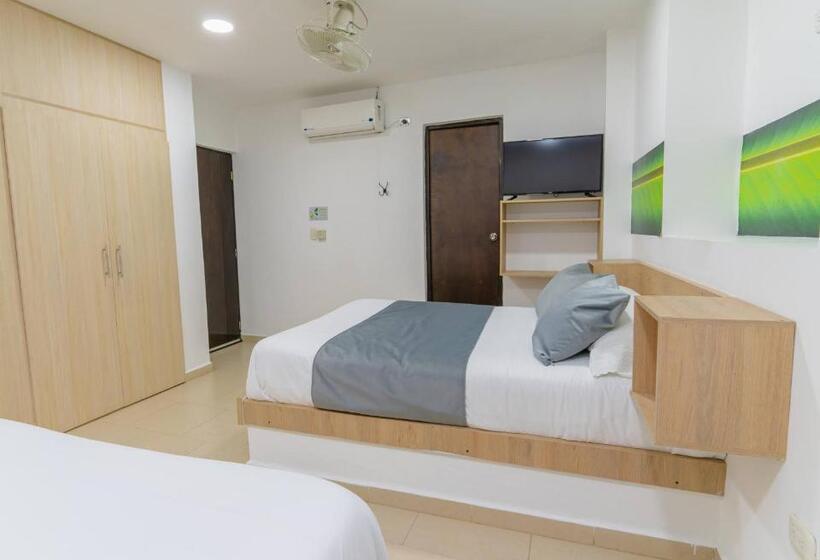 带2个双人床的标准工作室, Plataneras Plaza