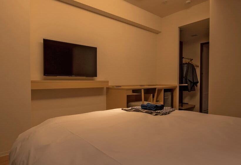 اتاق استاندارد, Uan Kanazawa