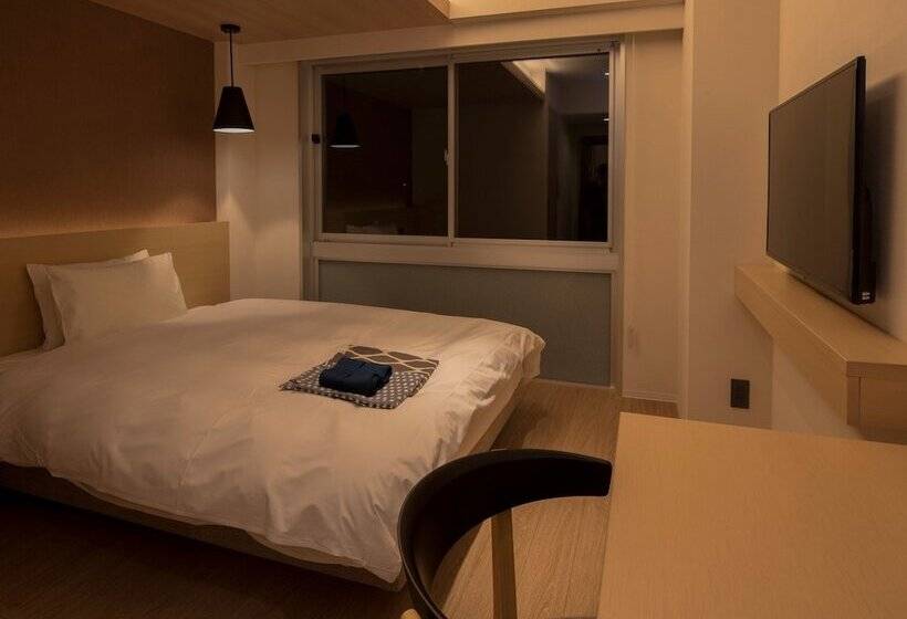 اتاق استاندارد, Uan Kanazawa