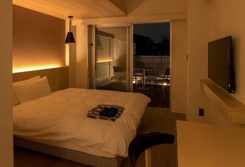 اتاق استاندارد با تراس, Uan Kanazawa