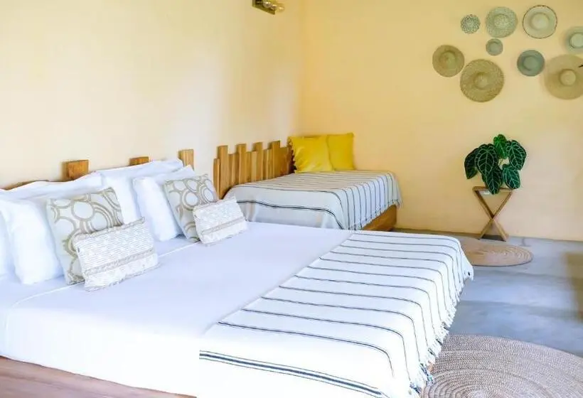Villa 1 Makuuhuone Merinäkymä, Villa Coco