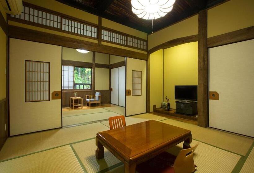 غرفة قياسية, Oogi Onsen Oogiso