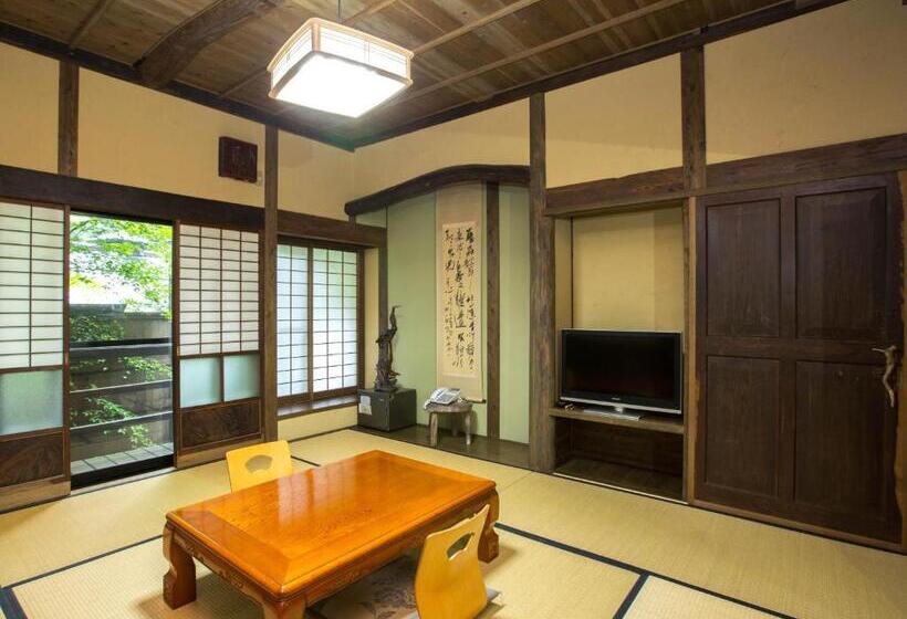 غرفة قياسية, Oogi Onsen Oogiso