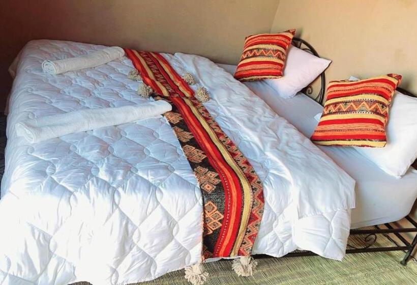 4인용 스탠다드 룸, Mhamid El Ghizlane Essence