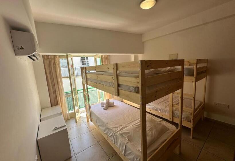تختخواب در اتاق مشترک, Historic Center Hostel
