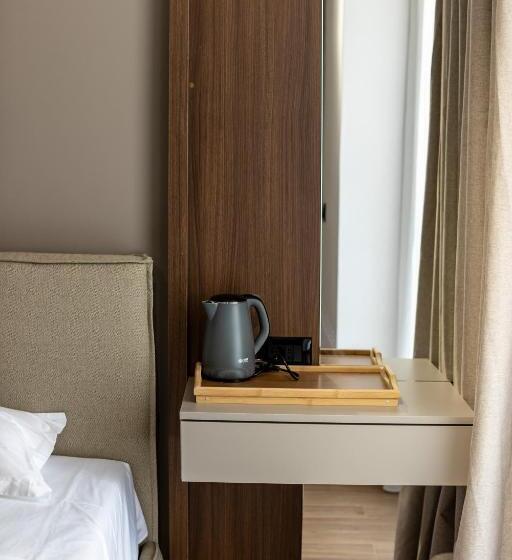 غرفة قياسية سرير كينج, Bolt Boutique