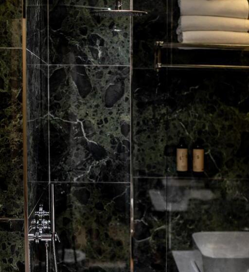 غرفة ديلوكس مزودة بشرفة, Bolt Boutique