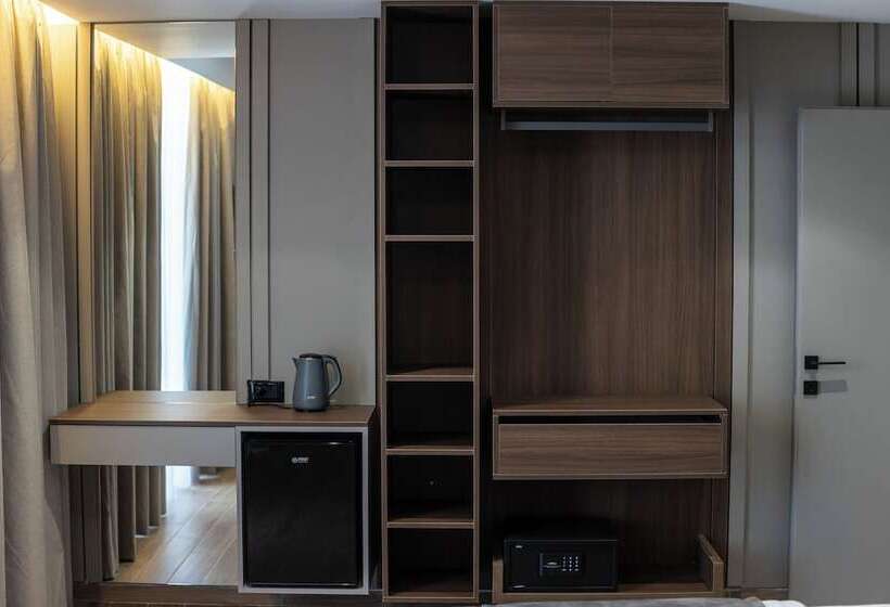 غرفة ديلوكس مزودة بشرفة, Bolt Boutique