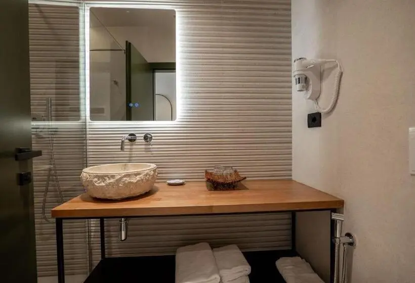 اتاق استاندارد با بالکن, Kamara Rooms