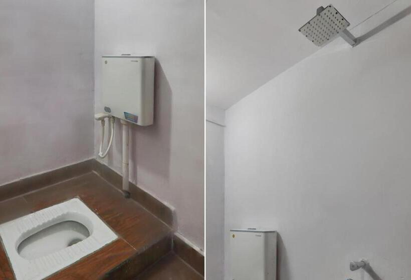 트리플 클래식 룸, Oyo Arya Paradise