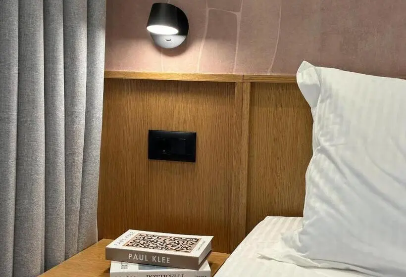 اتاق استاندارد با چشم‌انداز کوهستان, Serenity Rooms