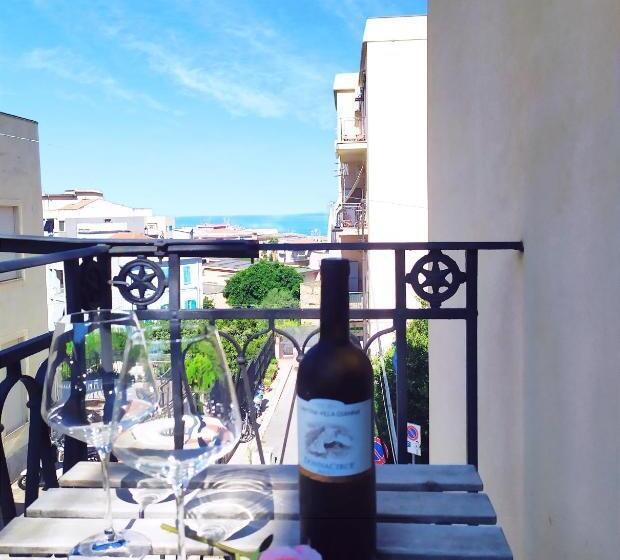 سوییت خانوادگی, Piccolo Borgo Antico Cefalù