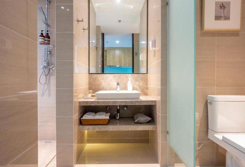 Suite with lake view, Huangshan Taiping Lake Muxin