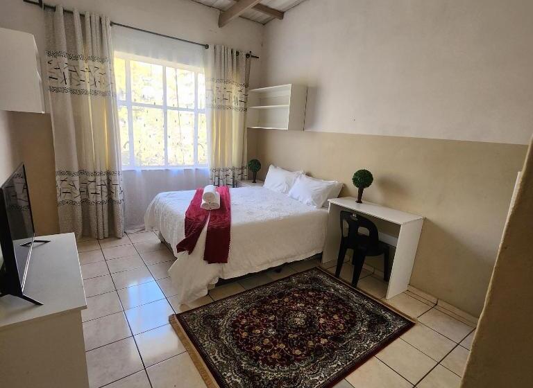 غرفة قياسية حمام مشترك, Sunny Lodge