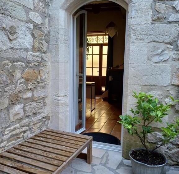 Номер Стандарт Совместная Ванная, Chambre D Hôtes Aramon