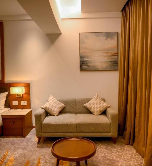 带大床的标准工作室, Tiara By Mps