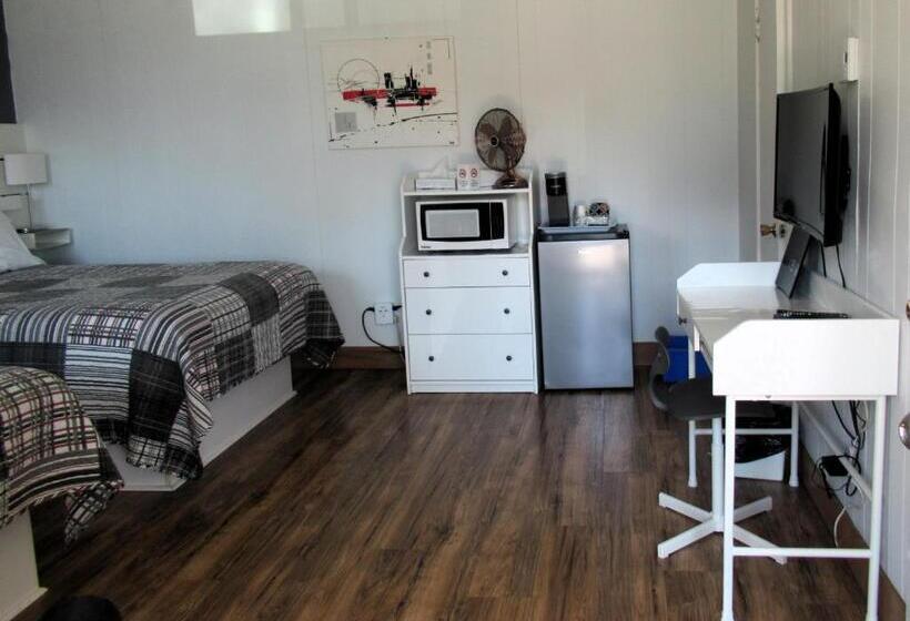 חדר סטנדרט לארבעה נוף לים, Motel Et Chalet Natabel