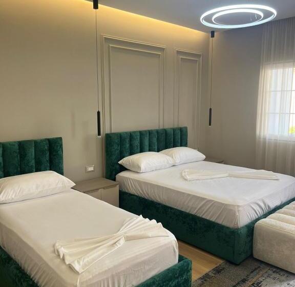 バルコニー付きスタンダードトリプルルーム, Deluxe Triple Room With Balcony