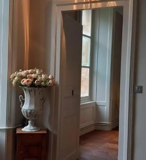 ガーデンビュースーペリアールーム, Chateau De Joudes Suite De La Baronne
