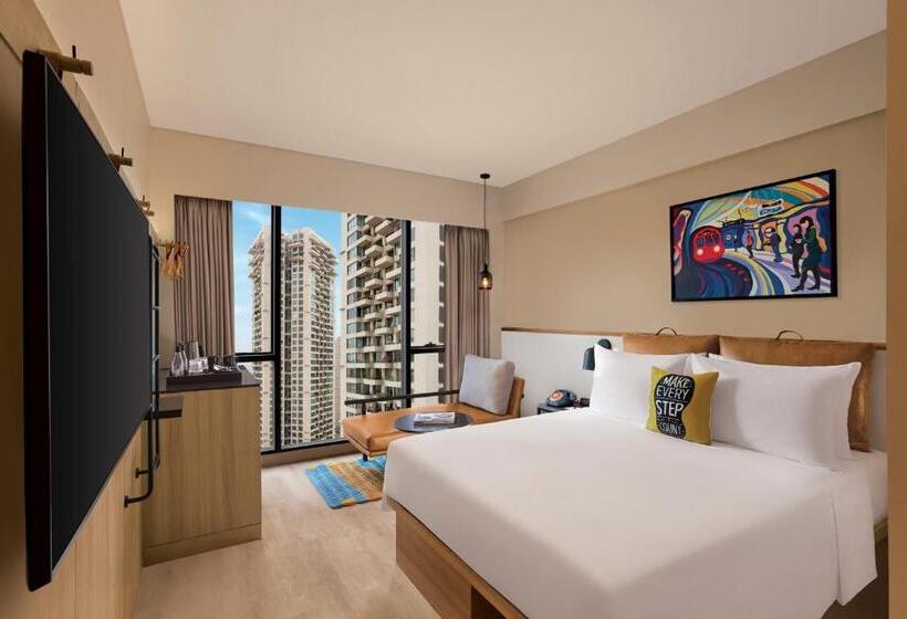 Standard Room Queen Size Bed