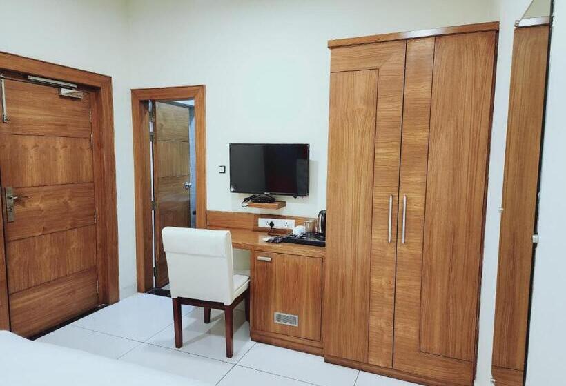 اتاق استاندارد, Sanskriti