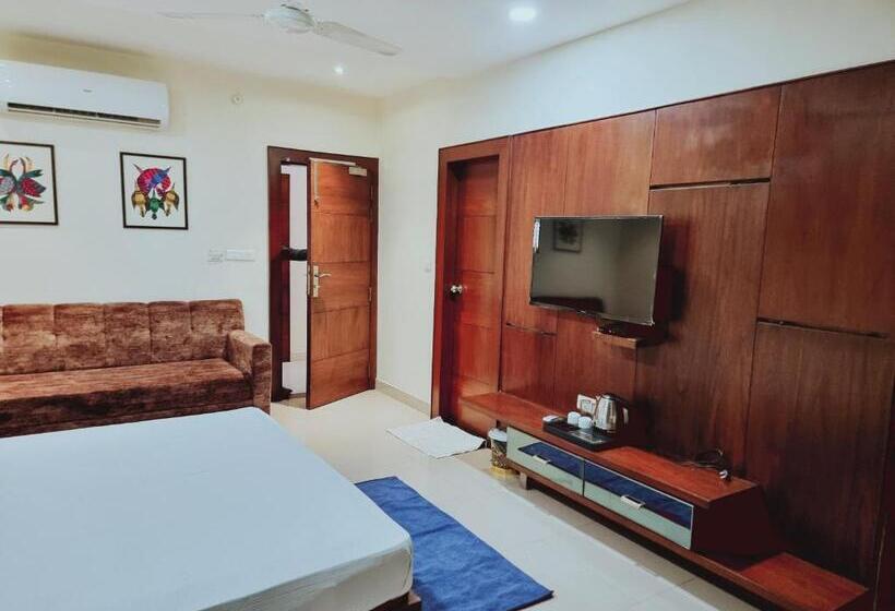 اتاق استاندارد با تخت بزرگ, Sanskriti