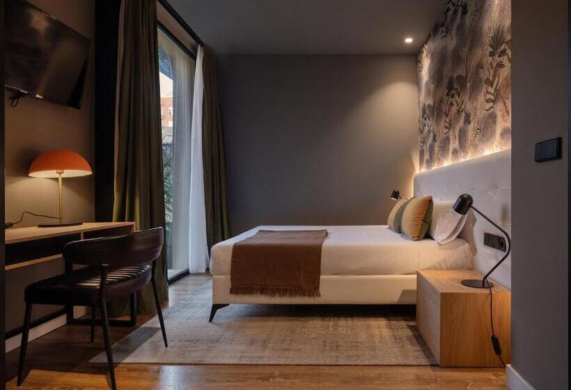 غرفة قياسية مطلّة علي حمام السباحة, Saman Hotel Boutique