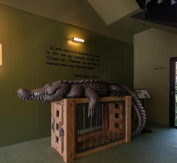 جناح مزود بجاكوزى, Saman Hotel Boutique