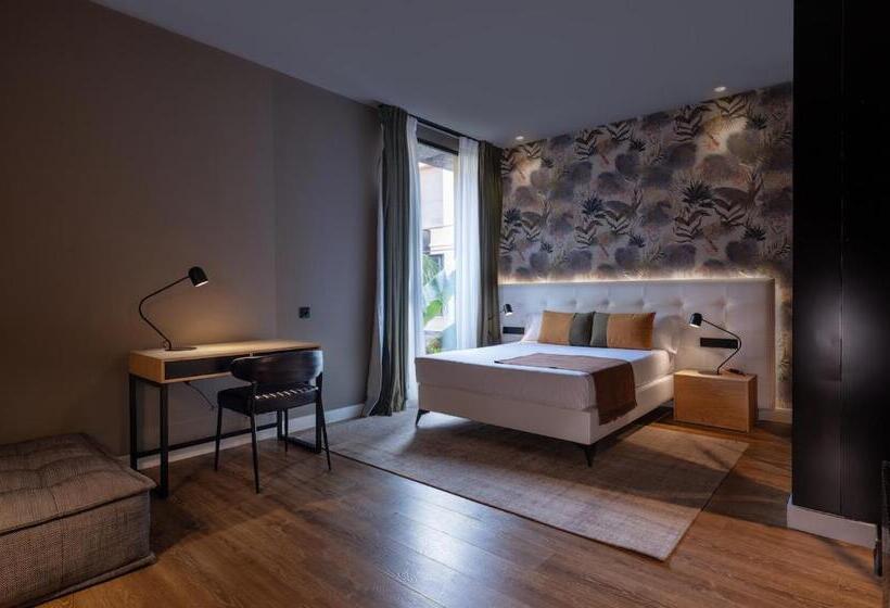 جناح مطلّ علي حمام السباحة, Saman Hotel Boutique