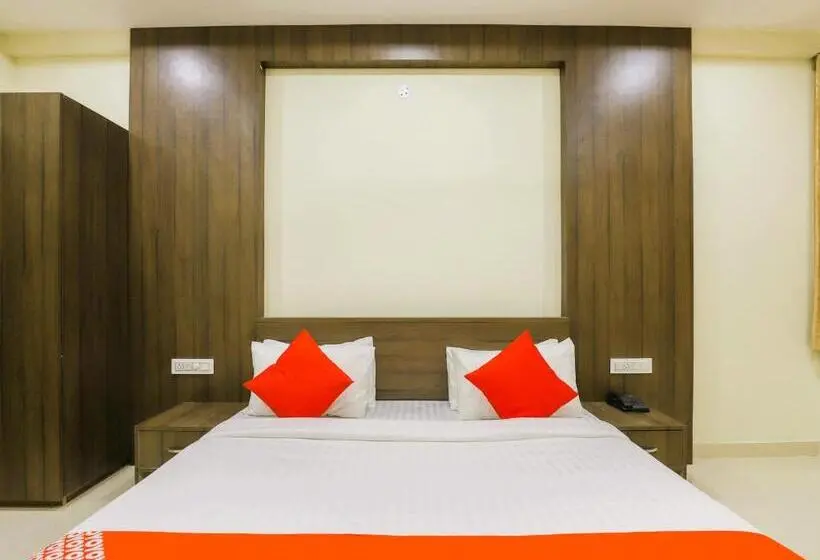 اتاق سوپریور با تخت بزرگ, Stayguru Hotel Atithi
