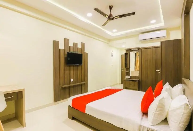 اتاق سوپریور با تخت بزرگ, Stayguru Hotel Atithi
